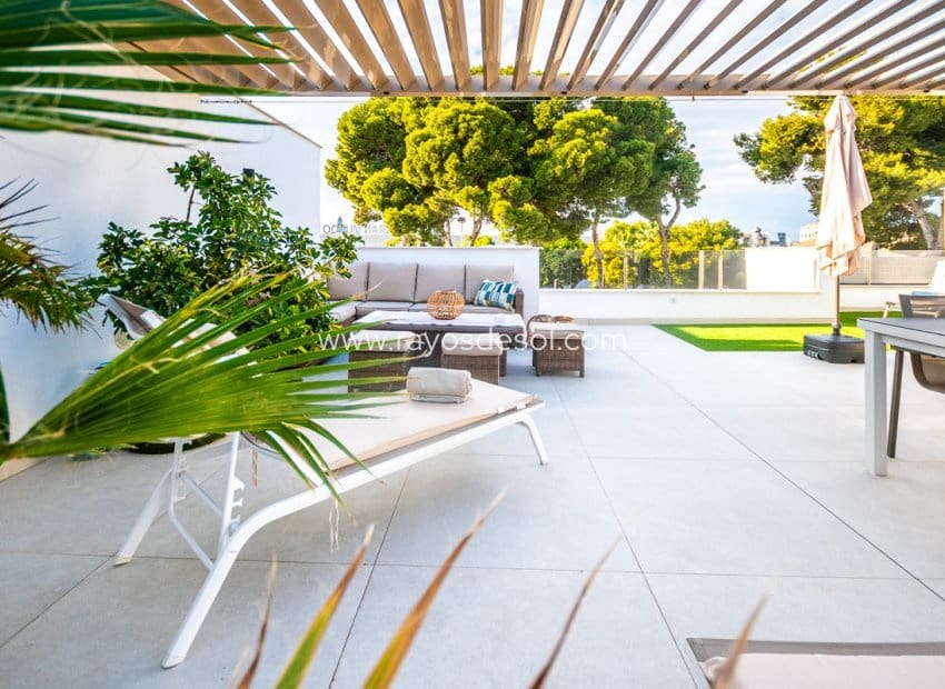 3 slaapkamer Penthouse te koop in San Pedro del Pinatar met zwembad - € 339.000 (Ref: 9816002)