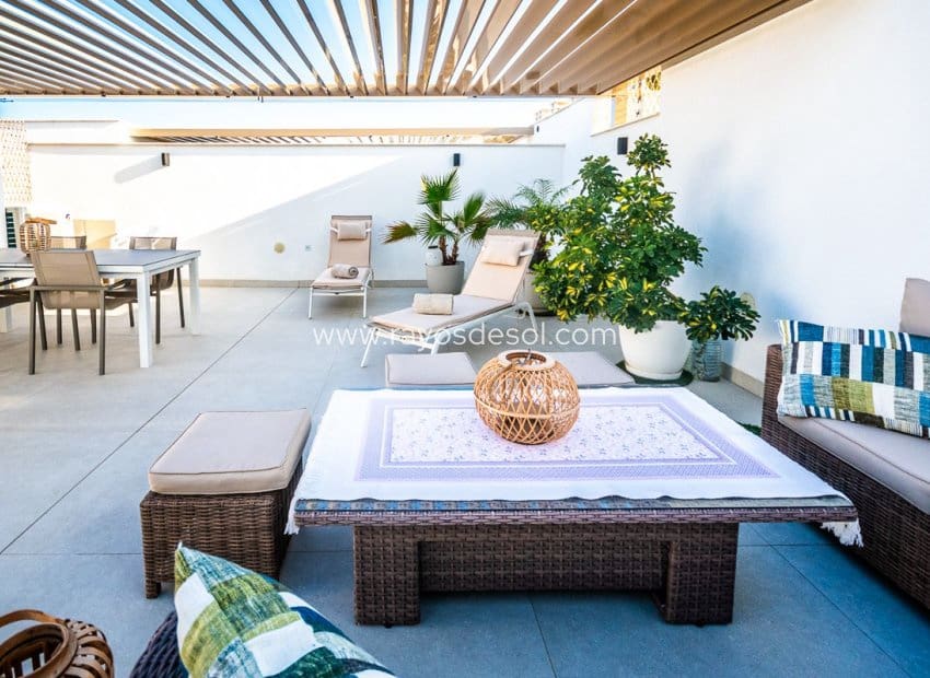 3 sypialnia Penthouse na sprzedaż w San Pedro del Pinatar z basenem - 339 000 € (Ref: 9816002)