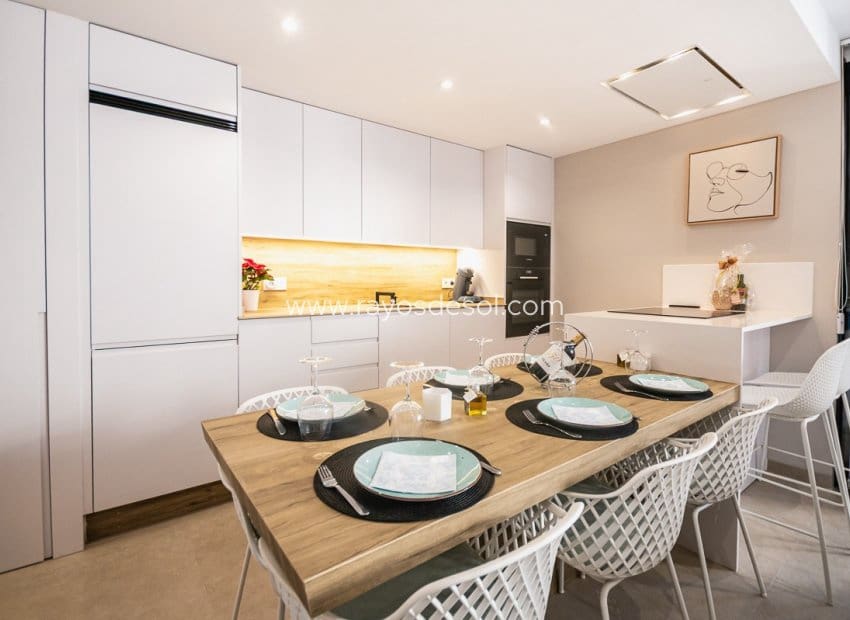3 sypialnia Penthouse na sprzedaż w San Pedro del Pinatar z basenem - 339 000 € (Ref: 9816002)