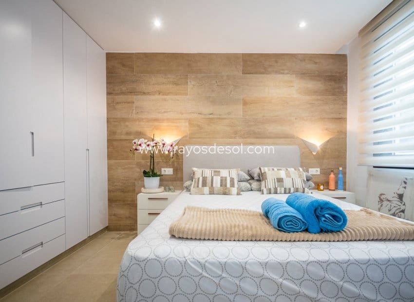 3 sypialnia Penthouse na sprzedaż w San Pedro del Pinatar z basenem - 339 000 € (Ref: 9816002)