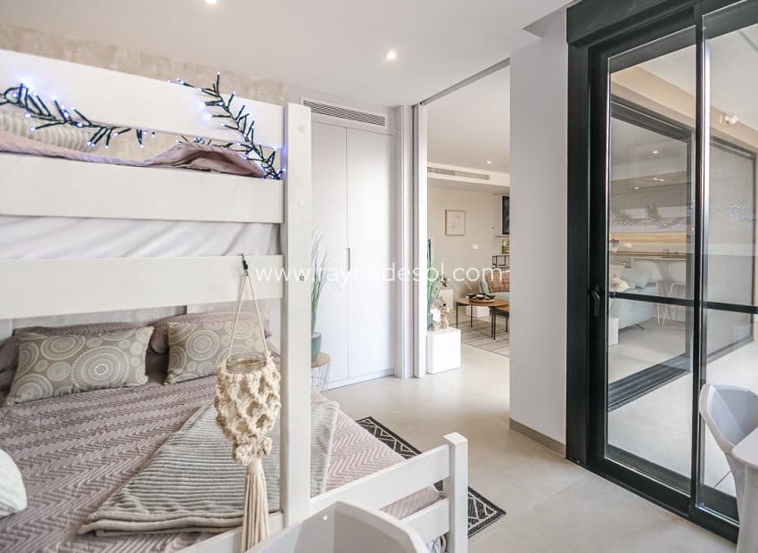 3 sypialnia Penthouse na sprzedaż w San Pedro del Pinatar z basenem - 339 000 € (Ref: 9816002)