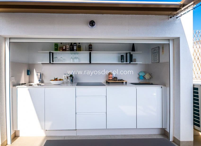 3 sypialnia Penthouse na sprzedaż w San Pedro del Pinatar z basenem - 339 000 € (Ref: 9816002)