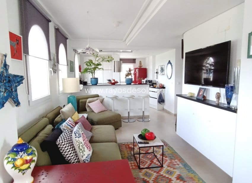 2 bedroom Penthouse for sale in Hacienda Riquelme with pool - € 165,000 (Ref: 9825830)