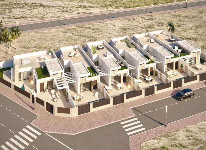 3 quarto Moradia para venda em Los Alcazares com piscina - 453 000 € (Ref: 9825831)