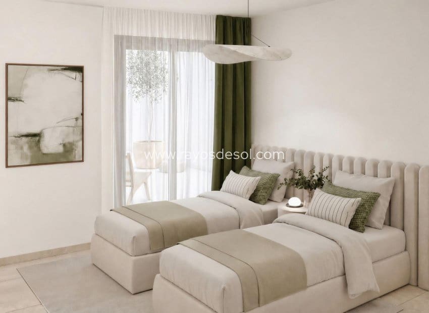 3 bedroom Villa for sale in Los Alcazares with pool - € 453,000 (Ref: 9825831)