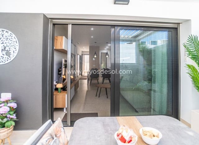 3 slaapkamer Appartement te koop in Los Balcones - Los Altos, Torrevieja met zwembad - € 339.000 (Ref: 9841331)