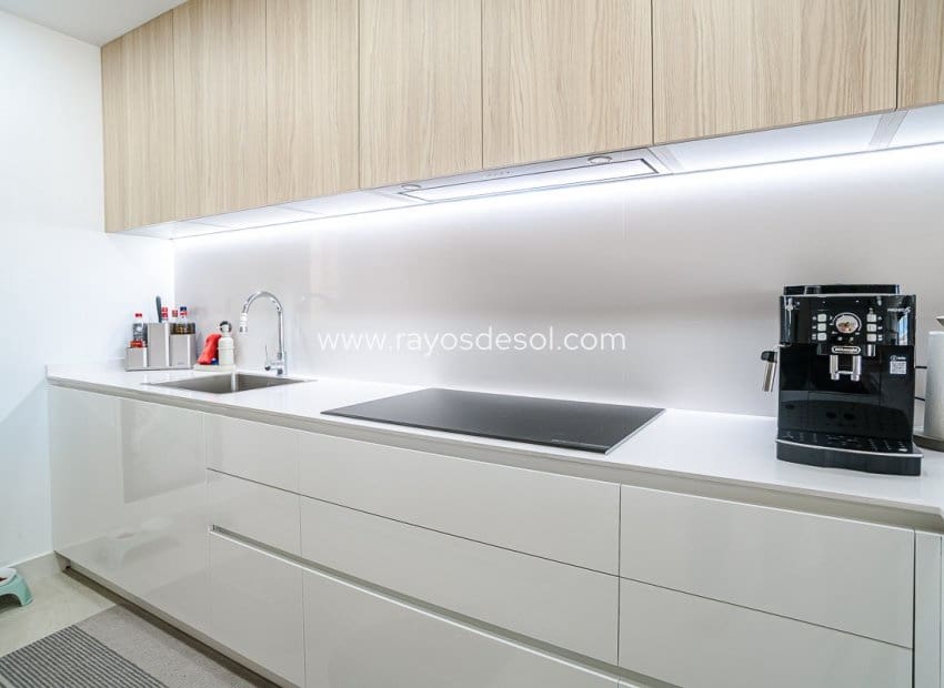 3 chambre Appartement à vendre à Torrevieja avec piscine - 339 000 € (Ref: 9841331)