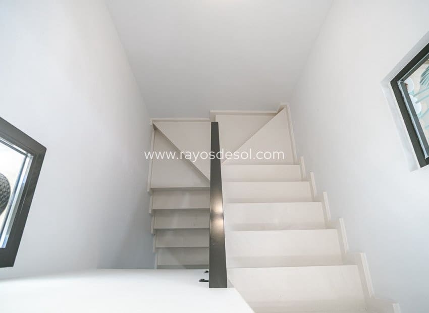 3 chambre Appartement à vendre à Torrevieja avec piscine - 339 000 € (Ref: 9841331)