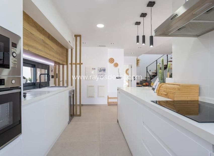 3 soverom Villa til salgs i Dolores med svømmebasseng - € 429 000 (Ref: 9844043)