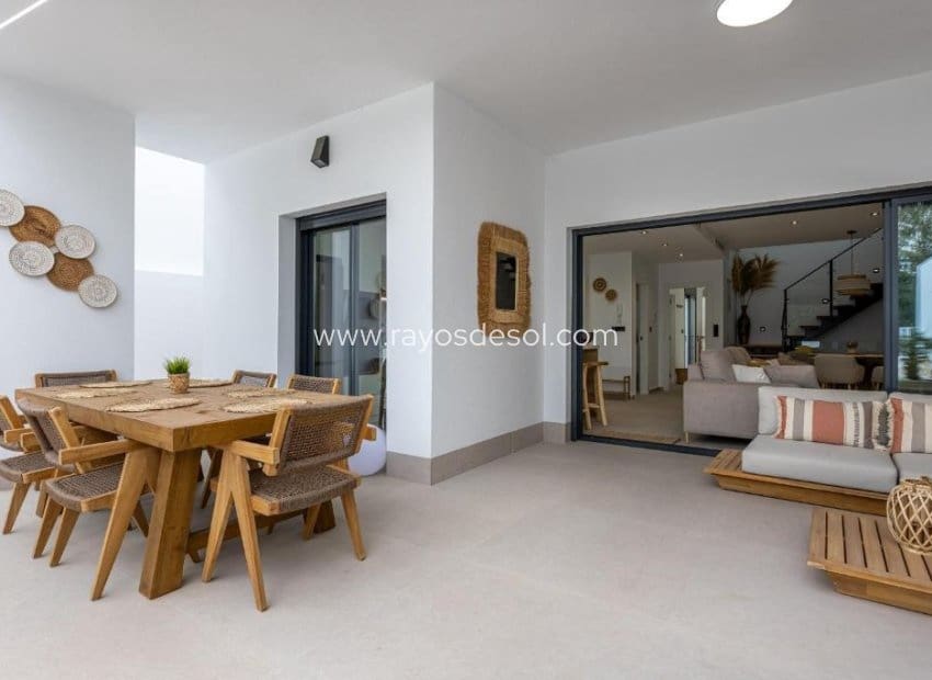 3 soverom Villa til salgs i Dolores med svømmebasseng - € 429 000 (Ref: 9844043)