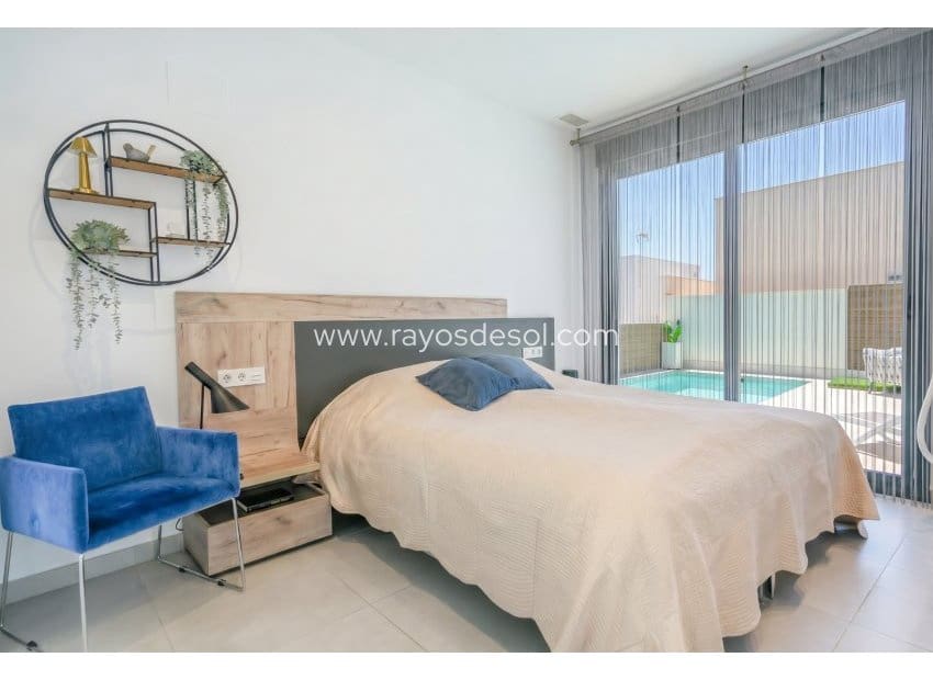 4 sypialnia Willa na sprzedaż w Benijofar z basenem - 690 000 € (Ref: 9852179)