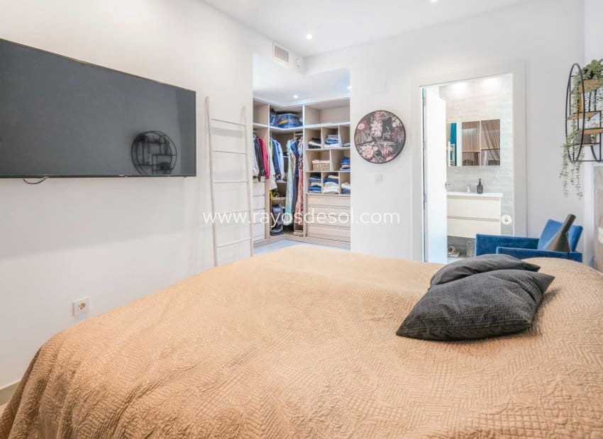 4 sypialnia Willa na sprzedaż w Benijofar z basenem - 690 000 € (Ref: 9852179)