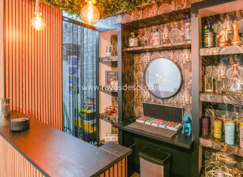 4 sypialnia Willa na sprzedaż w Benijofar z basenem - 690 000 € (Ref: 9852179)