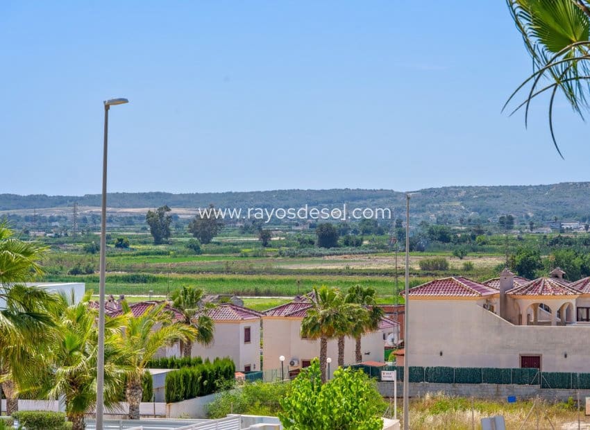 3 soveværelse Villa til salg i La Marina med swimmingpool - € 595.000 (Ref: 9852180)