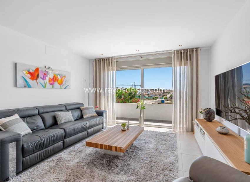 3 soveværelse Villa til salg i La Marina med swimmingpool - € 595.000 (Ref: 9852180)