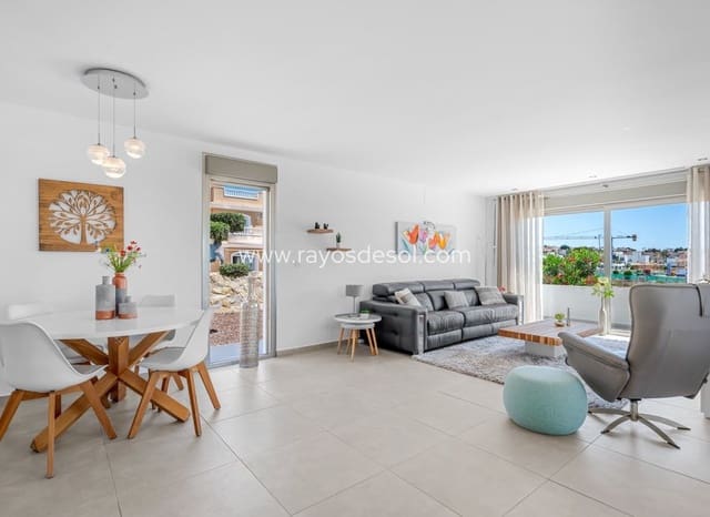 3 soveværelse Villa til salg i La Marina, Elche / Elx med swimmingpool - € 595.000 (Ref: 9852180)