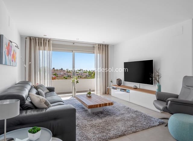 3 soveværelse Villa til salg i La Marina, Elche / Elx med swimmingpool - € 595.000 (Ref: 9852180)