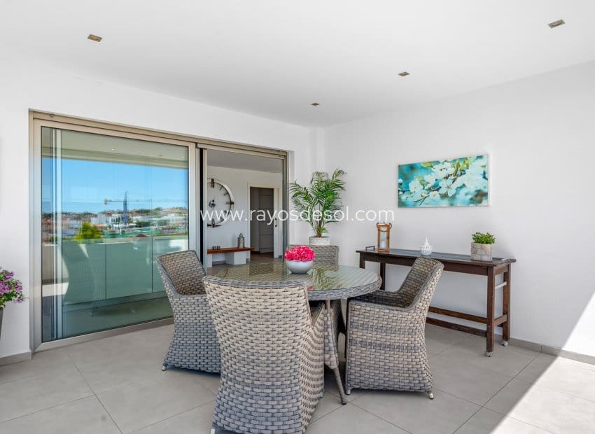 3 soveværelse Villa til salg i La Marina med swimmingpool - € 595.000 (Ref: 9852180)