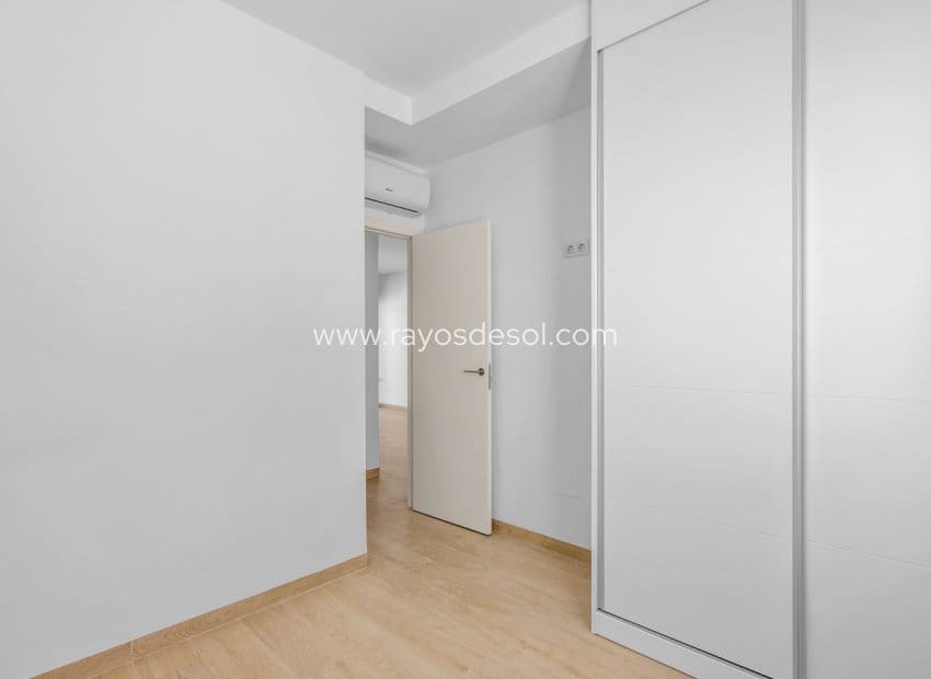 2 bedroom Apartment for sale in San Miguel de Salinas with pool - € 229,000 (Ref: 9852181)