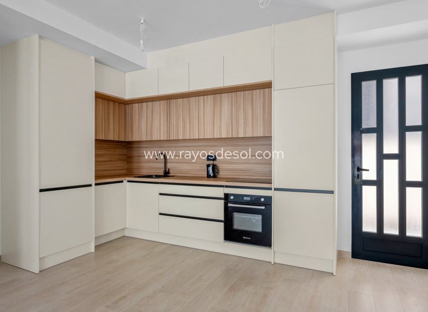 2 bedroom Apartment for sale in San Miguel de Salinas with pool - € 229,000 (Ref: 9852181)