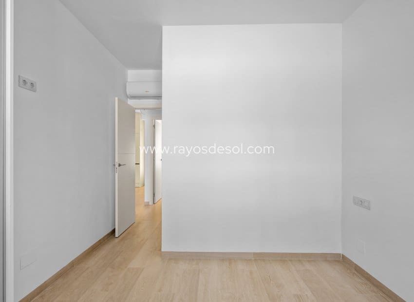 2 bedroom Apartment for sale in San Miguel de Salinas with pool - € 229,000 (Ref: 9852181)