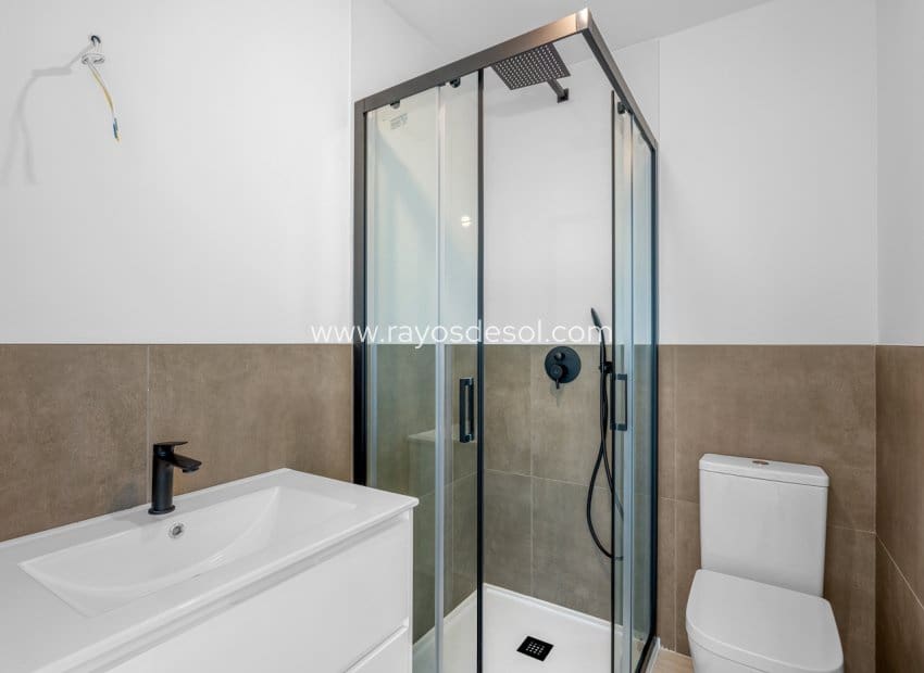 2 bedroom Apartment for sale in San Miguel de Salinas with pool - € 229,000 (Ref: 9852181)