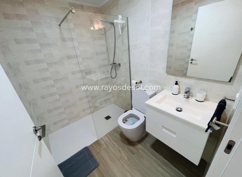2 chambre Appartement à vendre à Vistabella avec piscine - 249 000 € (Ref: 9867715)