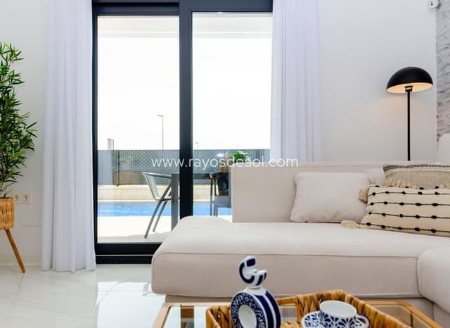 3 soveværelse Villa til salg i Vistabella, Orihuela med swimmingpool - € 395.000 (Ref: 9869684)