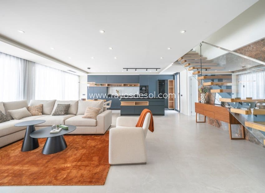 4 soverom Villa til salgs i La Marquesa med svømmebasseng - € 1 150 000 (Ref: 9872754)