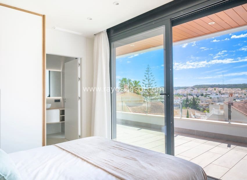 4 soverom Villa til salgs i La Marquesa med svømmebasseng - € 1 150 000 (Ref: 9872754)