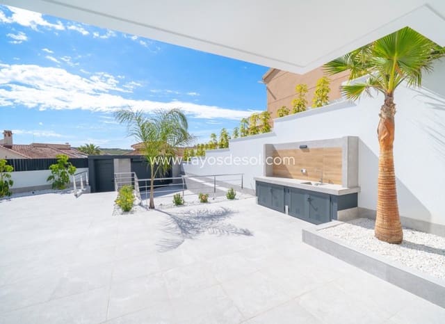 4 quarto Moradia para venda em La Marquesa, Rojales com piscina - 1 150 000 € (Ref: 9872754)