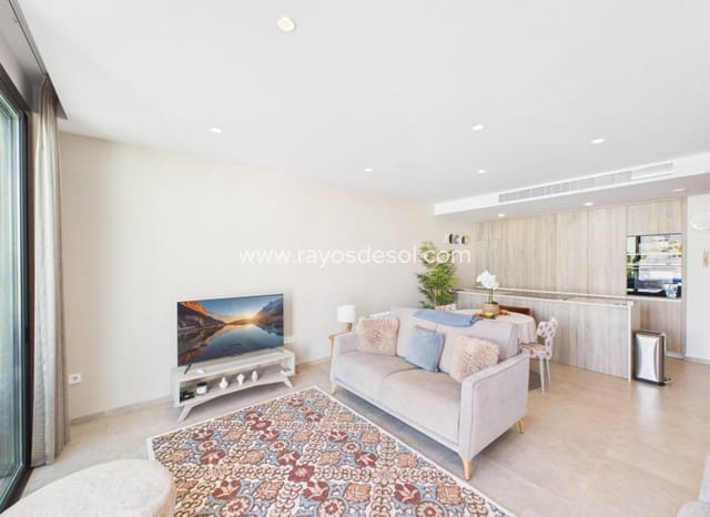 Chalet de 3 habitaciones en Santiago de la Ribera, San Javier en venta con piscina - 550.000 € (Ref: 9873774)