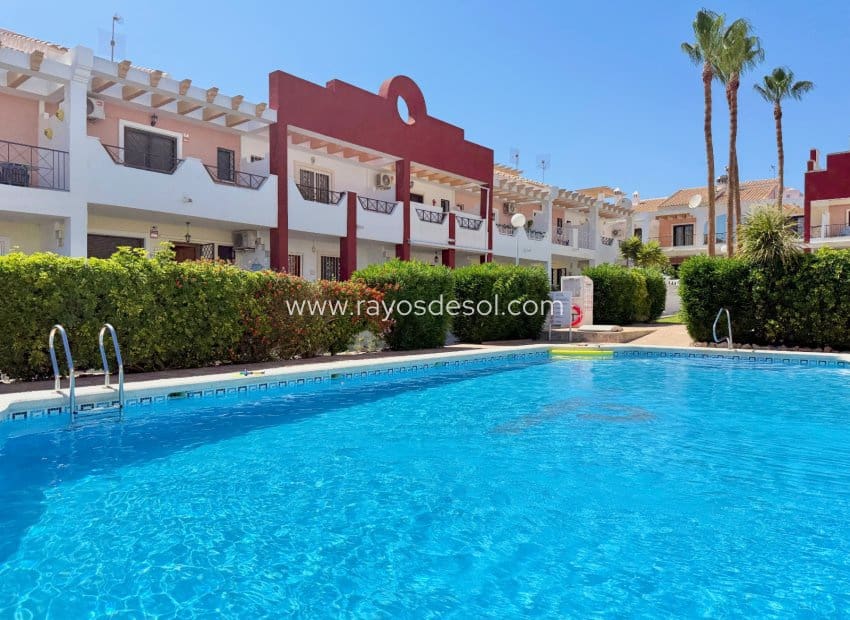 3 camera da letto Villa in vendita in Ciudad Quesada con piscina - 235.000 € (Rif: 9873775)