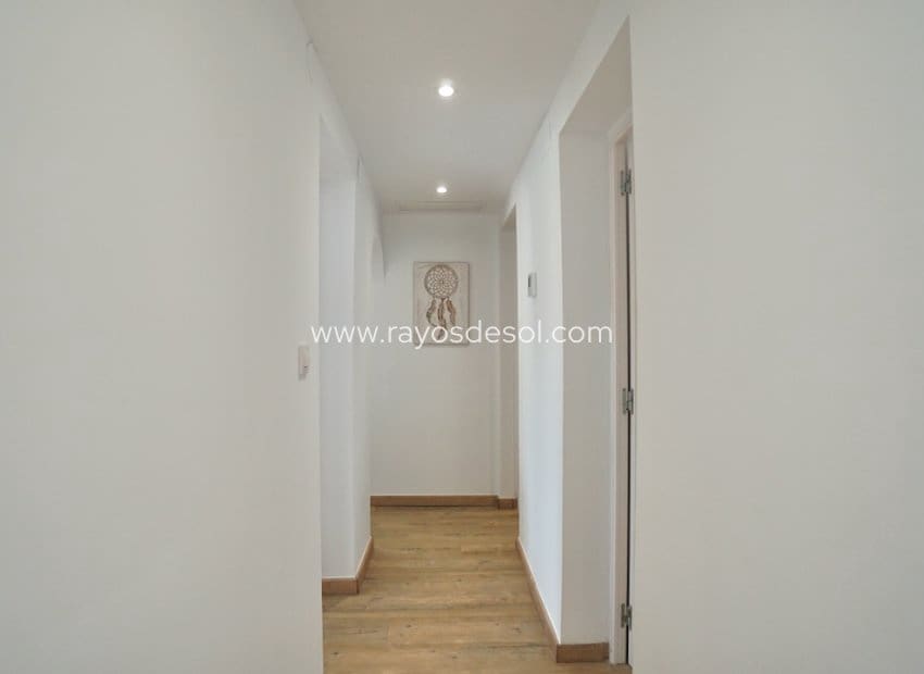 6 Zimmer Villa zu verkaufen in Moraira mit Pool - 859.000 € (Ref: 9877169)