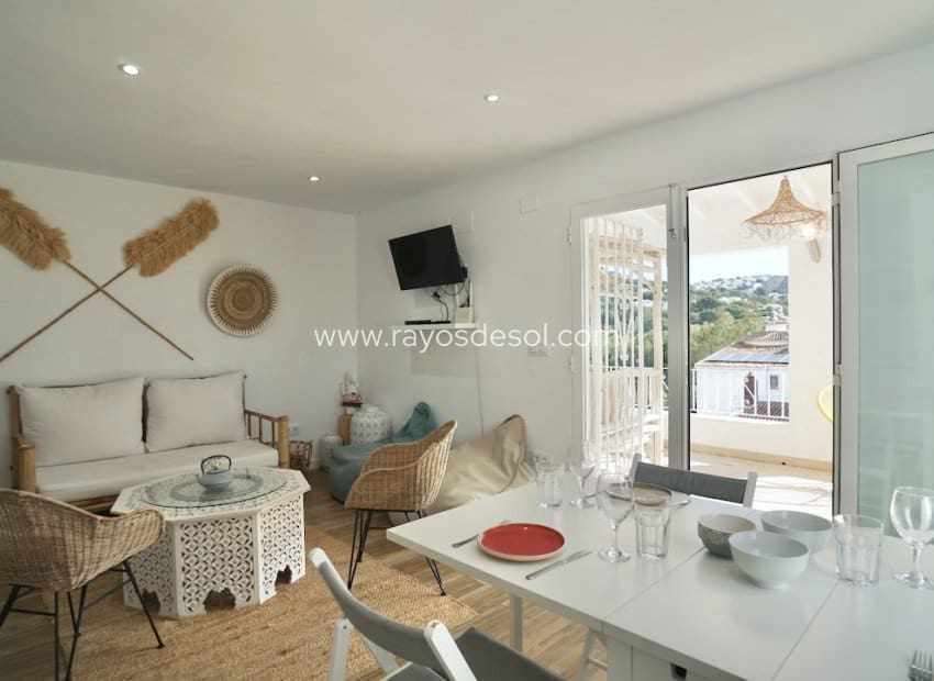 6 Zimmer Villa zu verkaufen in Moraira mit Pool - 859.000 € (Ref: 9877169)
