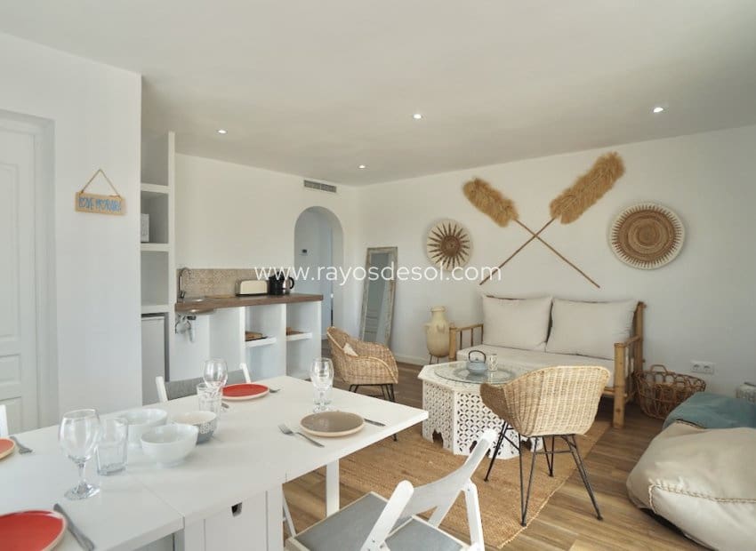 6 Zimmer Villa zu verkaufen in Moraira mit Pool - 859.000 € (Ref: 9877169)