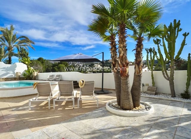 6 camera da letto Villa in vendita in Moraira, Teulada-Moraira con piscina - 859.000 € (Rif: 9877169)