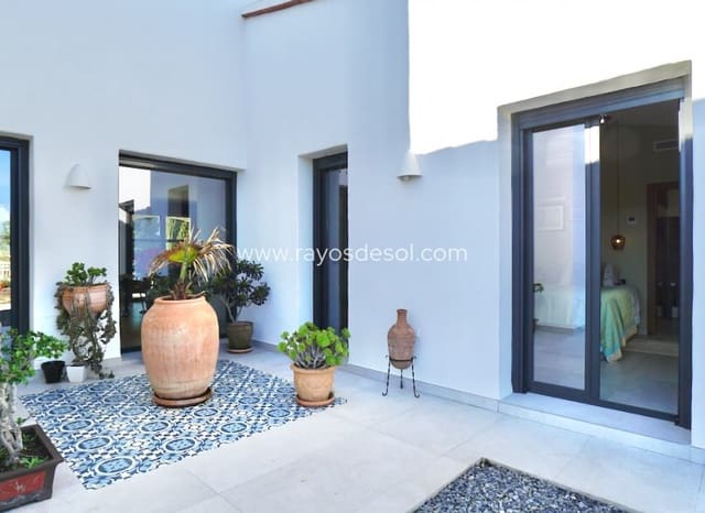 3 soveværelse Finca/Landehus til salg i Benissa med swimmingpool - € 1.335.000 (Ref: 9877171)