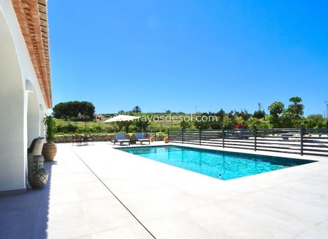 3 slaapkamer Finca/Landhuis te koop in Benissa met zwembad - € 1.335.000 (Ref: 9877171)