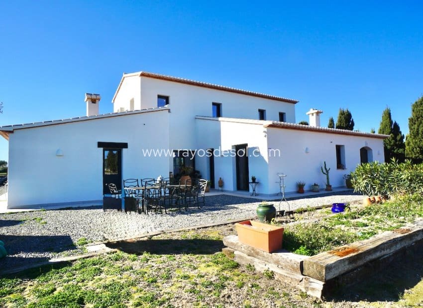 3 soverom Finca/Herregård til salgs i Benissa med svømmebasseng - € 1 335 000 (Ref: 9877171)