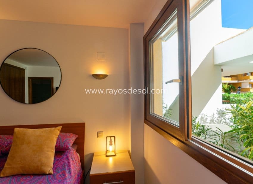 2 chambre Appartement à vendre à Punta Prima avec piscine - 260 000 € (Ref: 9879571)
