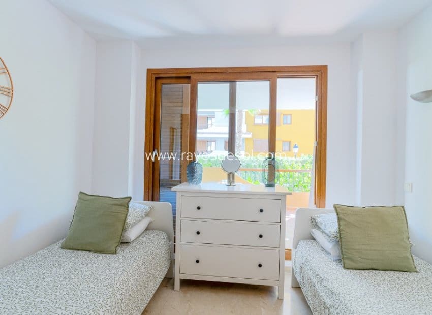2 chambre Appartement à vendre à Punta Prima avec piscine - 260 000 € (Ref: 9879571)