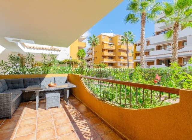 2 chambre Appartement à vendre à Punta Prima, Torrevieja avec piscine - 260 000 € (Ref: 9879571)