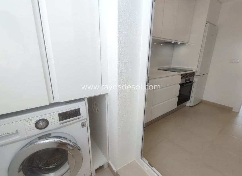 2 sovrum Lägenhet till salu i Sucina - 173 995 € (Ref: 9888438)