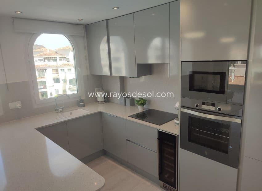 2 soveværelse Penthouse til salg i Sucina med swimmingpool - € 215.000 (Ref: 9914688)