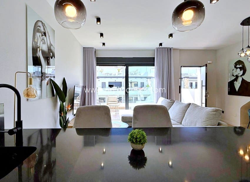 2 slaapkamer Penthouse te koop in Orihuela Costa - € 379.000 (Ref: 9914689)