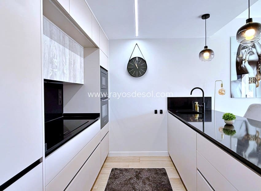 2 Zimmer Penthouse zu verkaufen in Orihuela Costa - 379.000 € (Ref: 9914689)