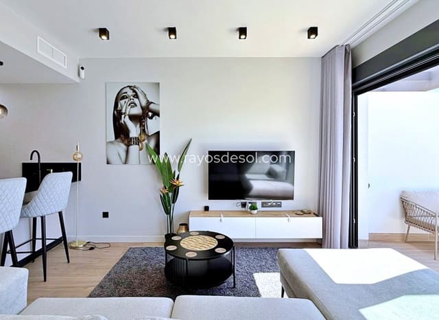 2 bedroom Penthouse for sale in Punta Prima, Orihuela - € 379,000 (Ref: 9914689)