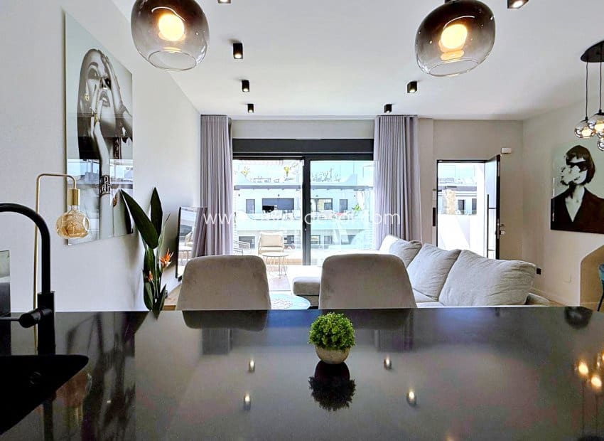 2 Zimmer Penthouse zu verkaufen in Orihuela Costa - 379.000 € (Ref: 9914689)