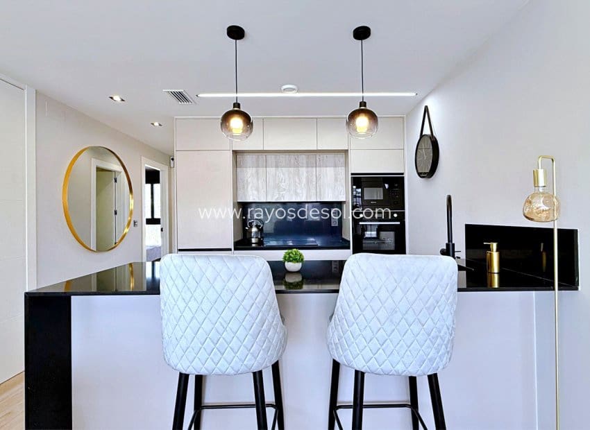 2 Zimmer Penthouse zu verkaufen in Orihuela Costa - 379.000 € (Ref: 9914689)